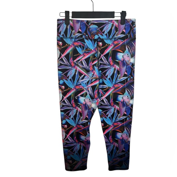 Evolution and Creation Flying Fish Patterned Leggings - Picture 2 of 3